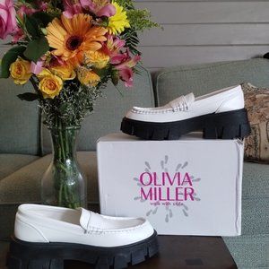 New in box Olivia miller chunky loafers size US 9
